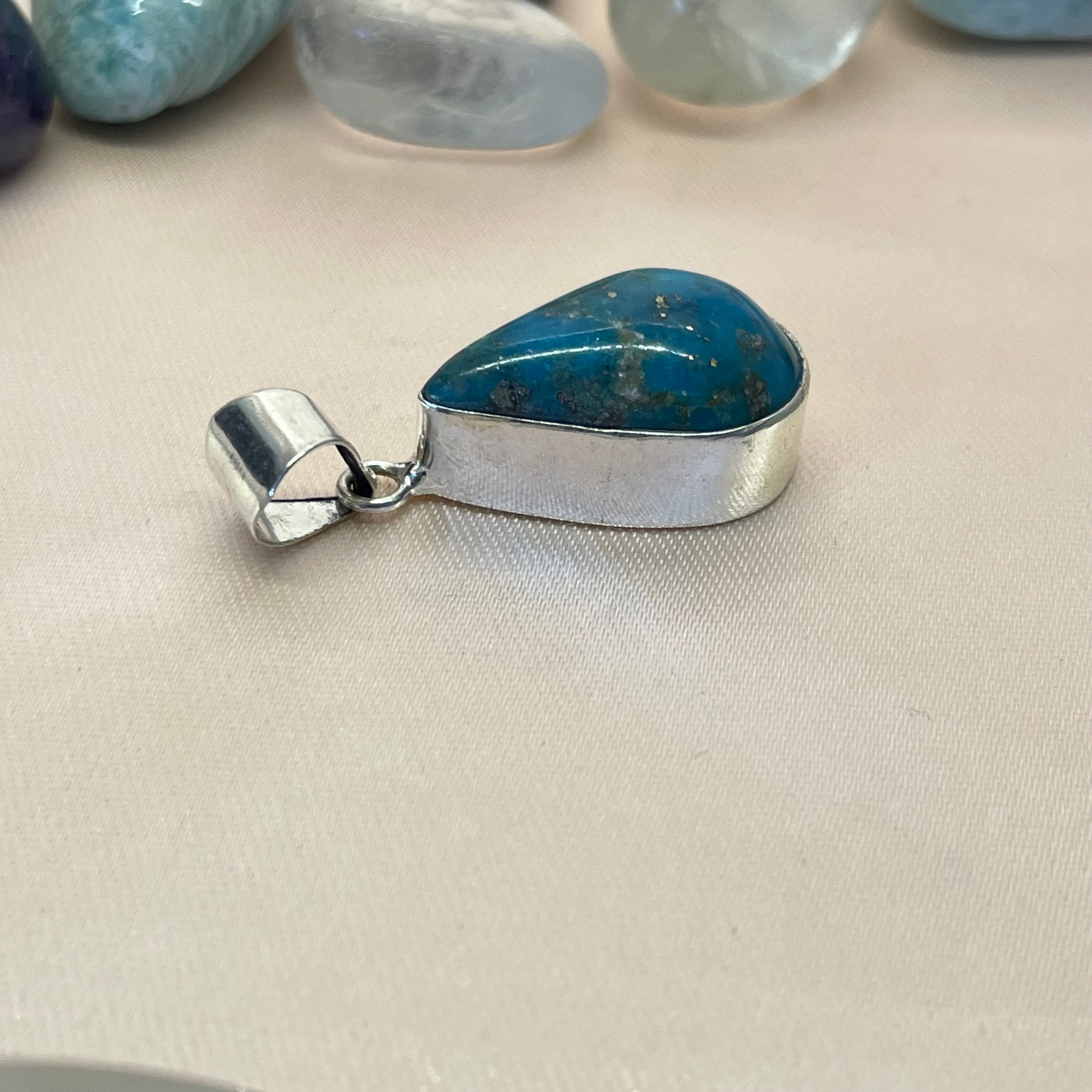 Turquoise_firoza_pendant