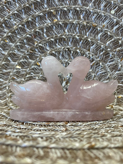 Rose quartz Love Swan Pair- 41.46 gm